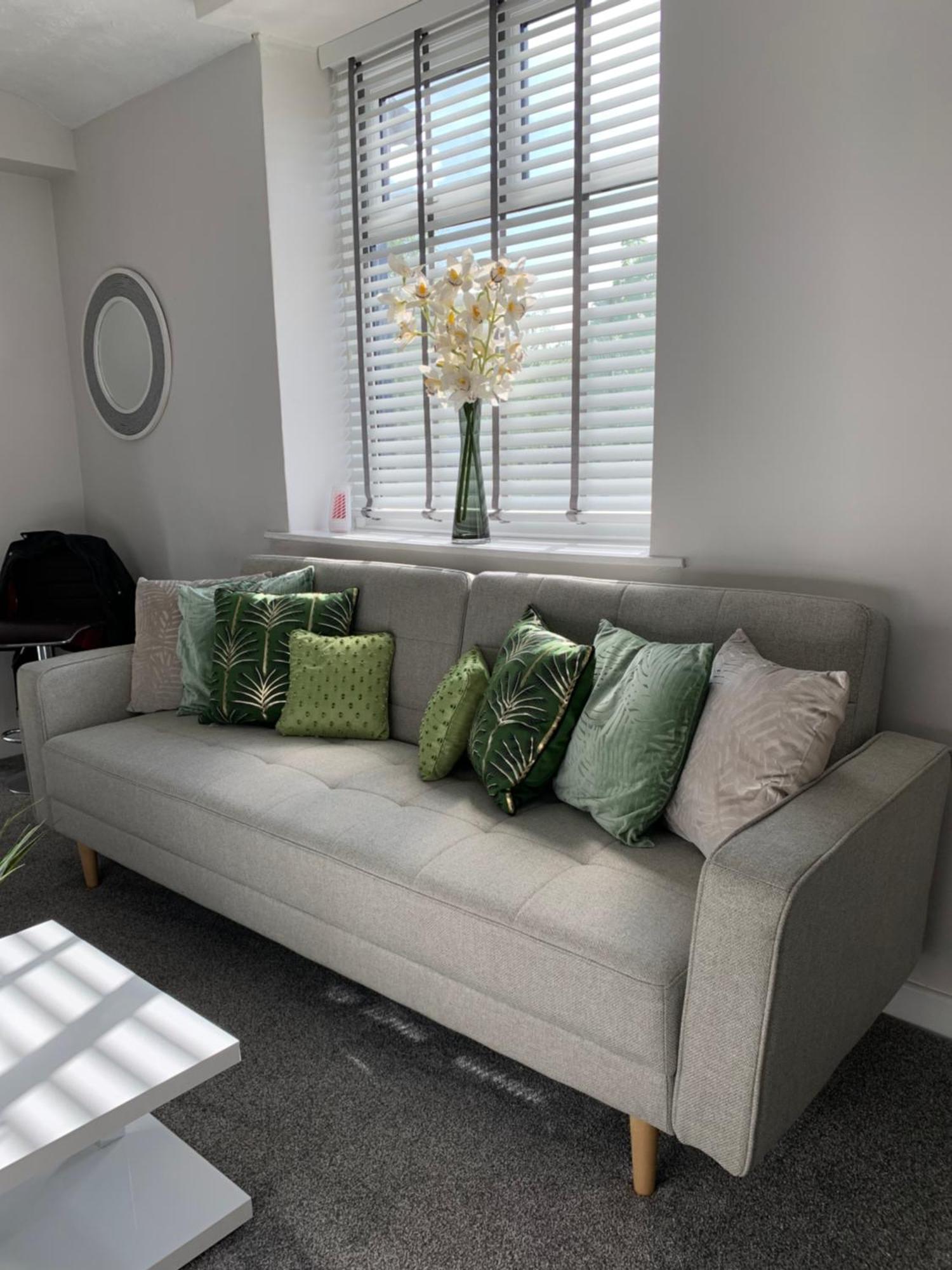 The Greens Apartment Farnworth Extérieur photo