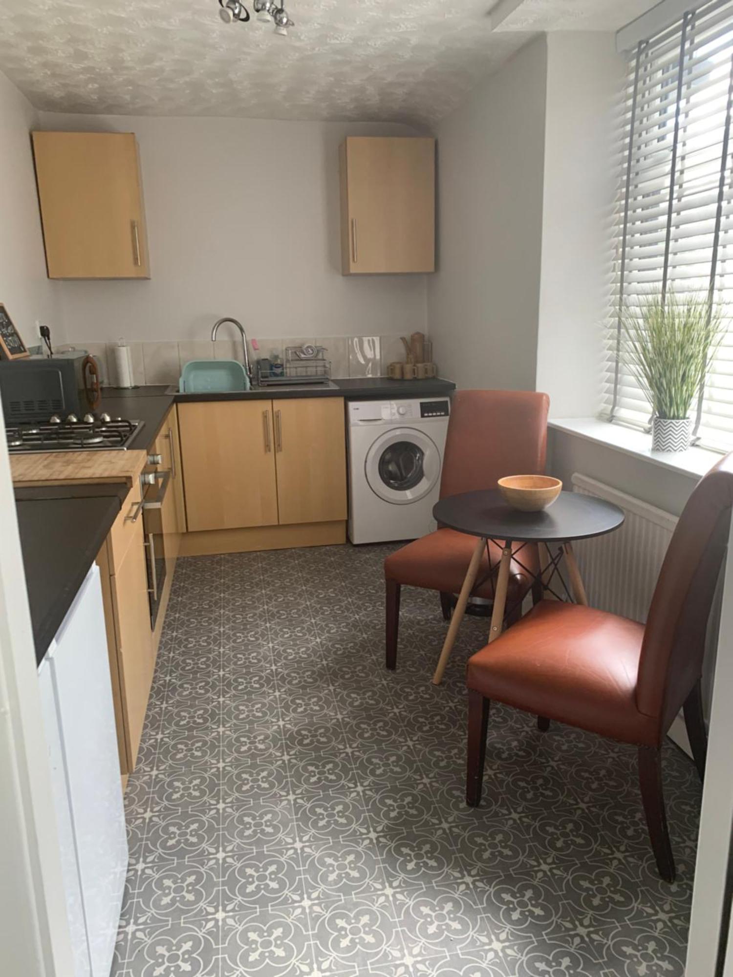 The Greens Apartment Farnworth Extérieur photo